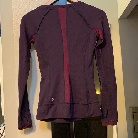 Lululemon long sleeve pullover. - Picture 4 of 5